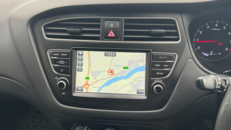 Hyundai i20 1.2 MPi Play 5dr Petrol Hatchback